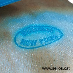 Tinta Coloris LUMINOSA, invisible a plena llum, però fluorescent sota llum ultraviolada