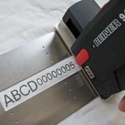 Reiner R940 para marcar sobre todo tipo de materiales